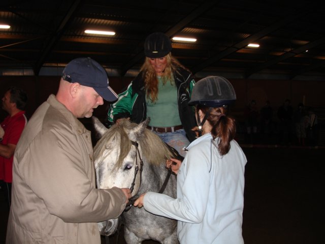 2006HWK 163.jpg